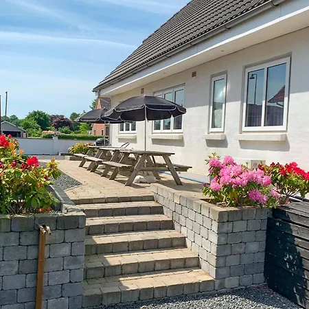 3 Bedroom Awesome Home In Bredebro Tatil Evi